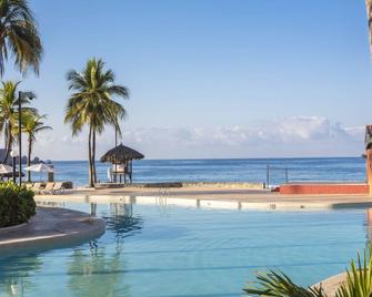 Holiday Inn Resort Ixtapa - Ixtapa - Pool