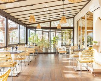 Logis Mar I Sol - Hôtel Restaurant en bord de Mer - Saint-Cyprien - Ресторан