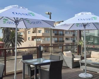 هوتل دويتشيز هاوس - سواكوبموند - شرفة