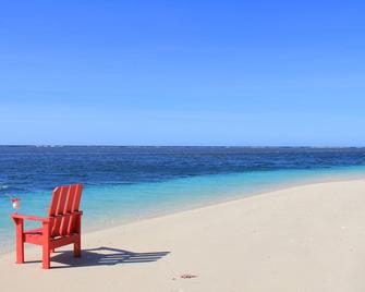 ستيفنسونز آت ماناسي - Fagamalo - شاطئ