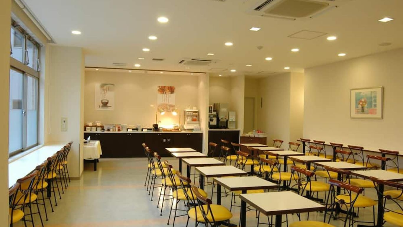 Hotel Econo Tsu Station