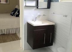 Beach Apartment - Savaneta - Bathroom