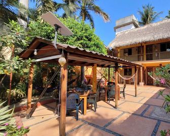 Hotelito Swiss Oasis - Adults Only - Пуерто Ескондідо