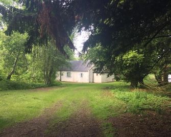 Pond Cottage - Lanark - Vista del exterior
