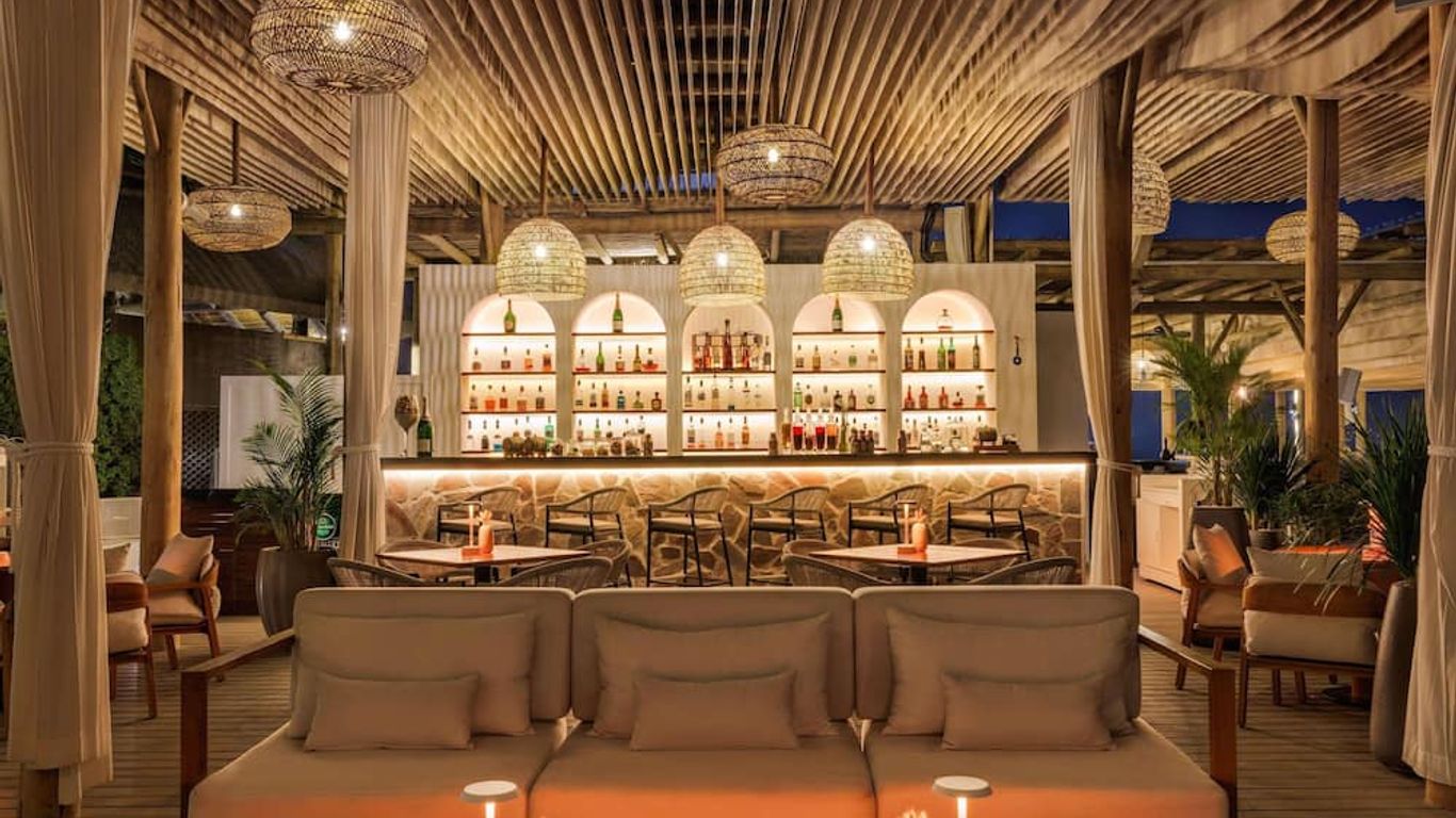 Sofitel Dubai The Palm Resort & Spa