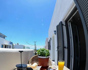 Naxos Petite Studios - Agios Prokopios - Balcon