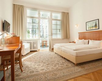 Hotel Brandies Berlin Gmbh - Berlín - Habitación