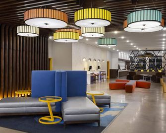 GLō Best Western Dawley Farms In Sioux Falls - Sioux Falls - Lobby