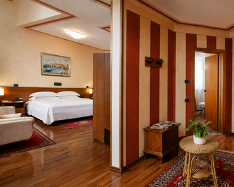 Phi Hotel Pianfei - Vicoforte - Gebouw