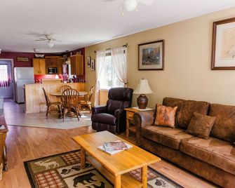 A Wilderness Retreat - Your Gateway to Yellowstone - Cody - Salon