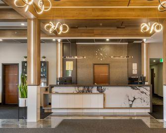 Quality Hotel & Conference Centre - Edmundston - Lobby