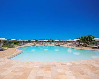 Relais Masseria Le Cesine - Cdshotels - Vernole - Басейн