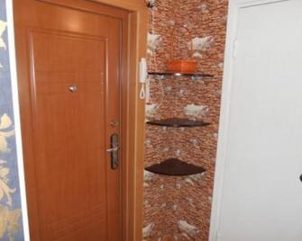 Apartment on Kholodilnaya 116 - Tyumen - Lobby