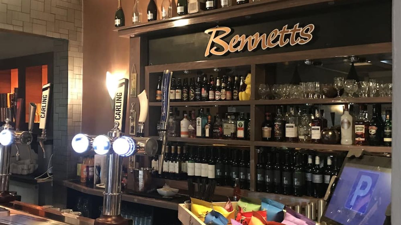 Bennetts Hotel