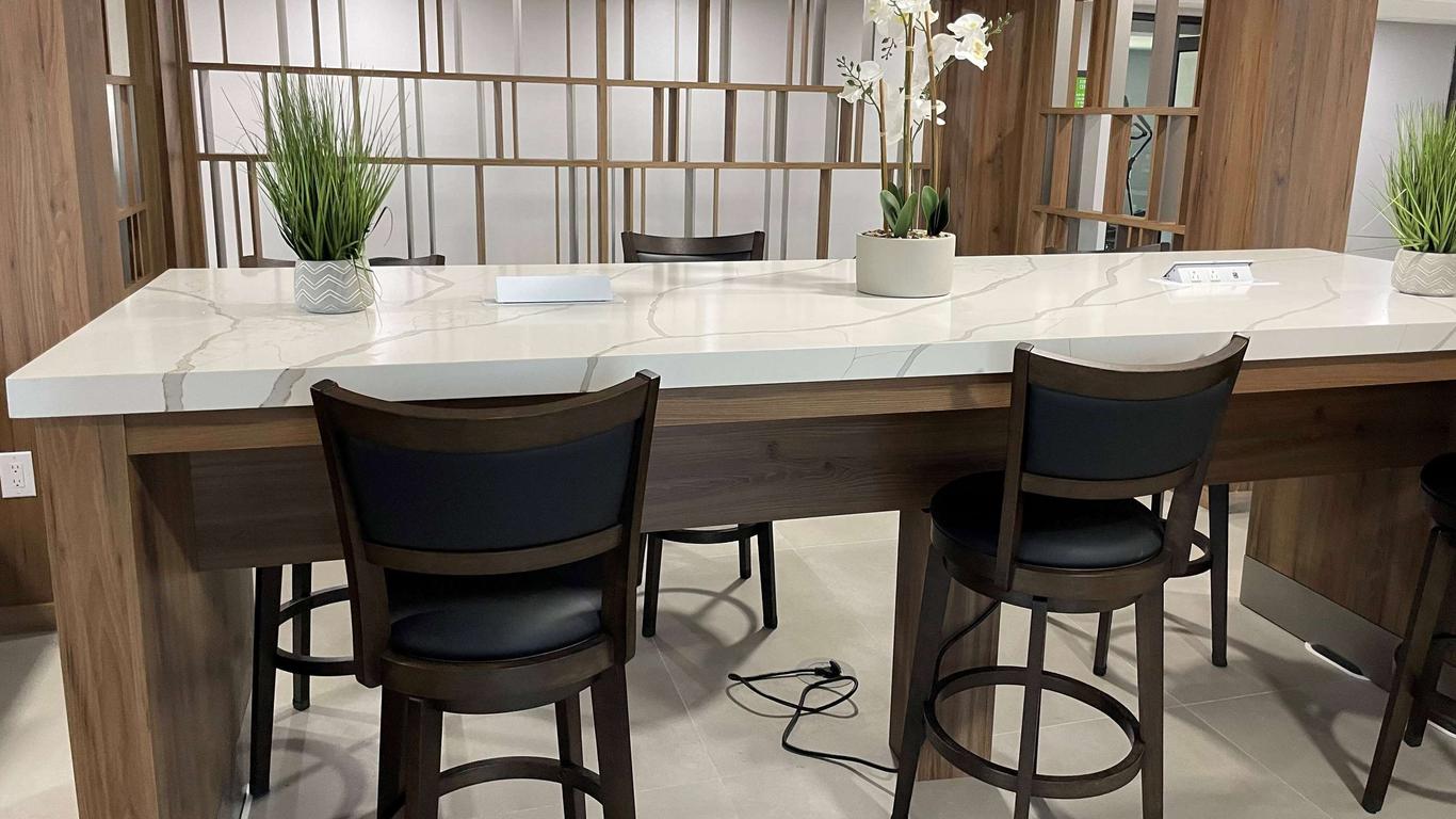 La Quinta Inn & Suites by Wyndham Springdale