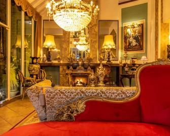 Le Boutique Hotel Gramado - Exclusivo para Casais - Gramado - Lounge