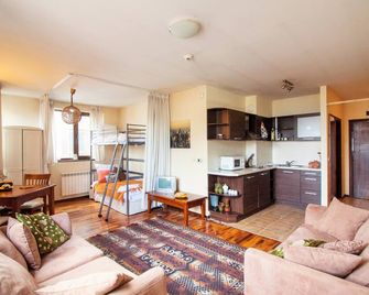 Winter Chalet fully catered - Pirin Adventures - Bansko - Bulgaria 8-12 people - Bansko - Salon