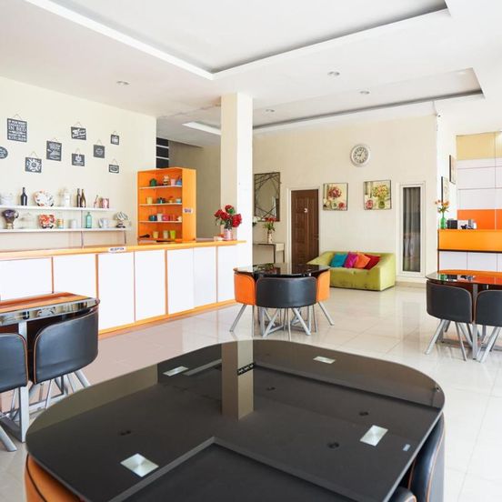 Hotel Pratisarawirya by The Loka image 1