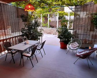 Pansion Ivan & Ivana - Bol - Patio