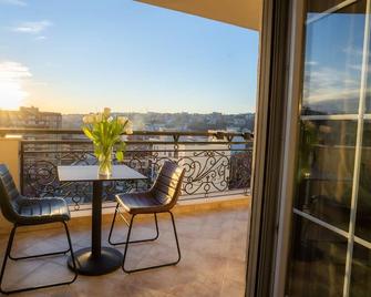 Downtown Apartments - Pristina - Balkon