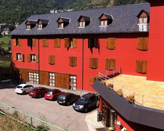 Hotel Hipic - Viella - Bygning