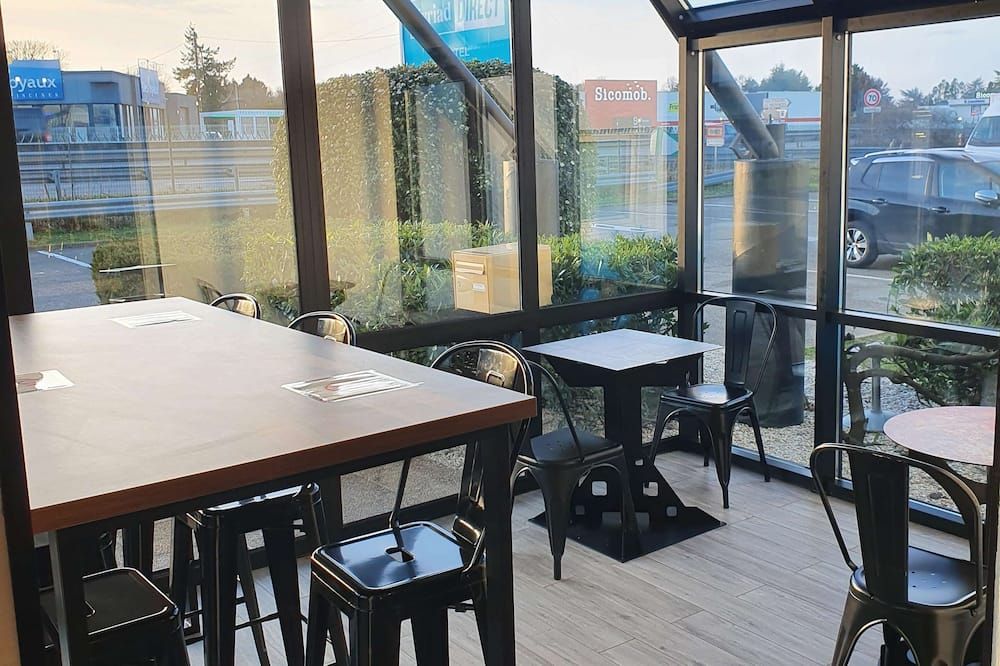 Kyriad Direct Orleans - Olivet - La Source thumbnail 2