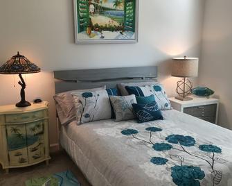 Beautiful New 2/2 Villa W/Bbq & Free Wifi! - Wildwood - Bedroom