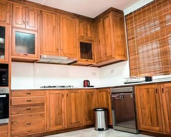 U & S Luxury Apartments Ltd - Quatre Bornes - Kitchen