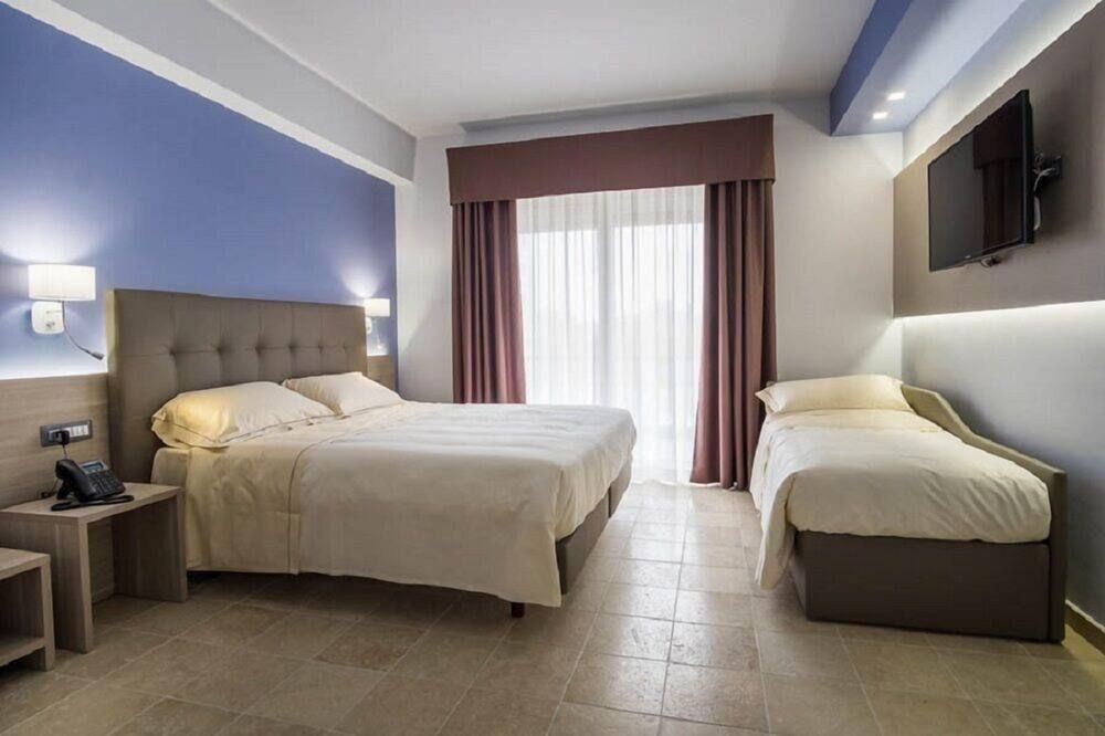 Netum Hotel - Noto - Bedroom