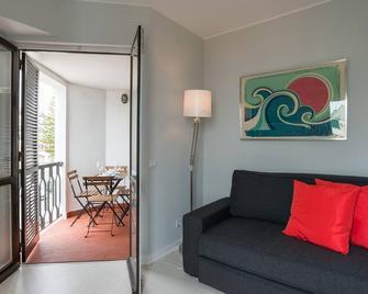 Flh - Ericeira Beach Apartments - Ericeira - Huiskamer