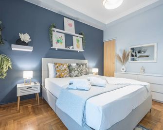 City Nest Apartment by Cloudkeys - Atenas - Quarto