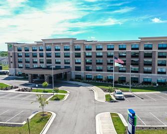 Holiday Inn Express & Suites Elizabethtown North - Elizabethtown - Bina