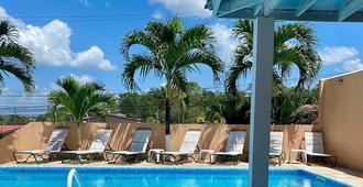 Rolson Hotel - San Ignacio - Pool