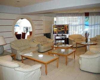 Mantas Seaside Boutique Hotel - Loutraki - Lounge