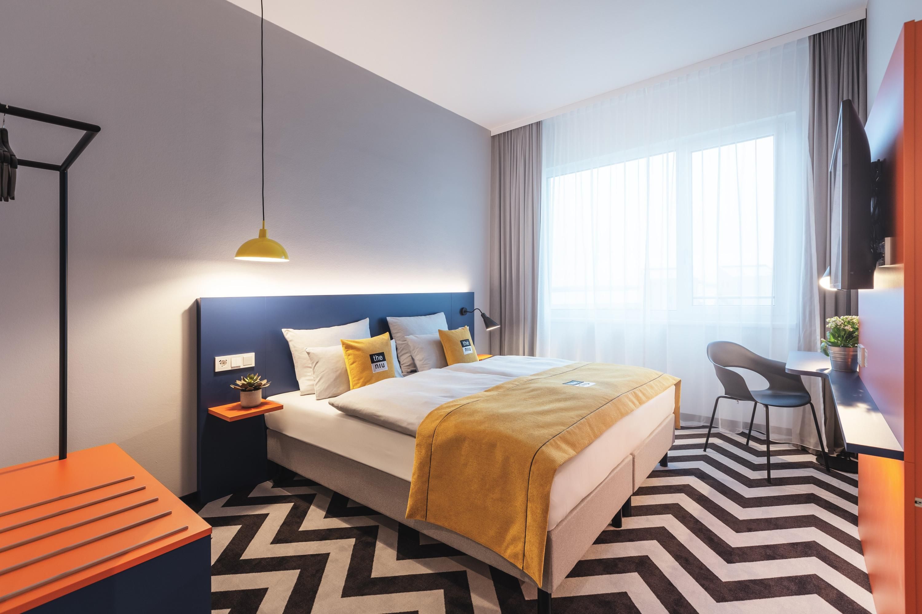 هوليداي إنن ا تي اإن و ، هد ارم مشستوت جاات فيو ا،رباتي بي باي آيتش جي - شتوتغارت - غرفة نوم