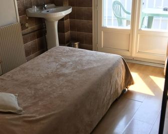 Hôtel de la poste - Saint-Valery-en-Caux - Chambre