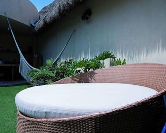 Villa Yahualli - Alberca Privada - Punta Pérula - Pérula - Patio