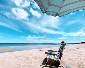 2 BR Apt at Kinney Shores w/ private beach access - Saco - Beach