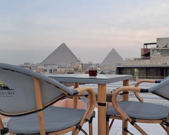 Pyramids Way Inn - Kairo - Balkon