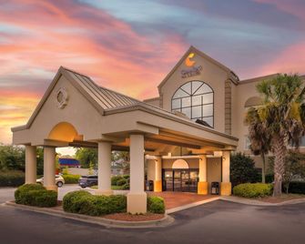 Comfort Inn & Suites Ft.Jackson Maingate - Columbia - Building