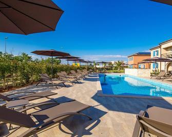 Olea Residence - Poreč - Piscina