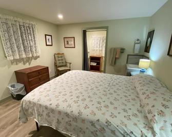 La Casita. Cozy 1 bed, 1 bath, private patio - Camp Verde - Bedroom