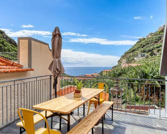 Casa da Praia, a Home in Madeira - Ribeira Brava - Balcony