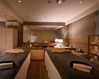 Restia - Acharavi - Spa