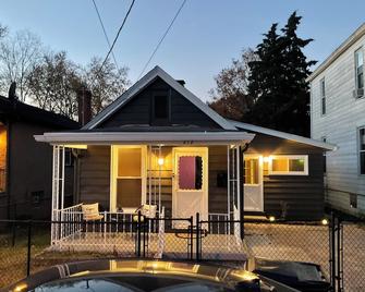 Modern Farmhouse - Covington - Byggnad