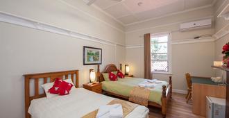 Pure Land Guest House - Toowoomba - Schlafzimmer