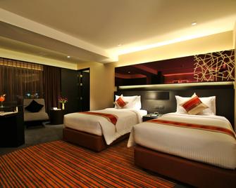 Golden Tulip Mandison Suites - Bangkok - Bedroom