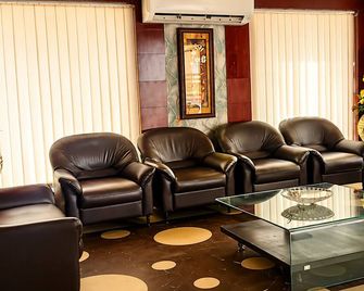 Hotel Miland Palace - Bhubaneswar - Sala d'estar