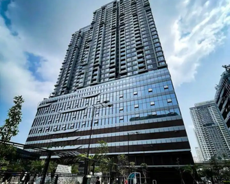 Lumiere Premiere Riverside Condo In D2 - Ho Chi Minh City - Building