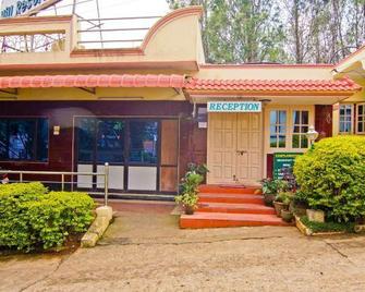 Wellington Hill Resorts - Yercaud - Gebäude